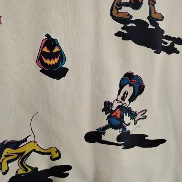Disney Halloween Graphic Sweatshirt Size Large Crewneck Pale Yellow - Picture 7 of 11